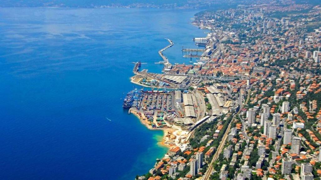 Villa Meri Rijeka Bagian luar foto